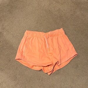 Lululemon Inner Glow High-Rise 3” shorts size 6